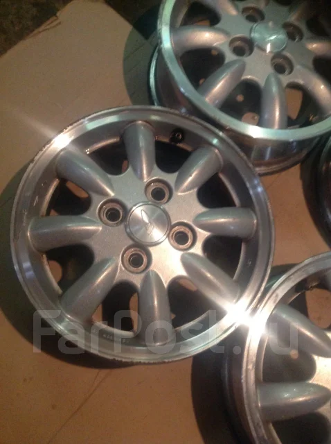 Daihatsu. 4.5x13", 4x100, ET45 ����