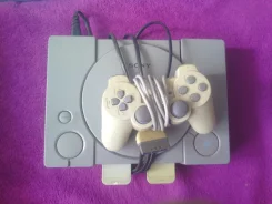 Sony PlayStation One ����