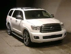 Toyota Sequoia ����