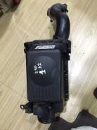 Корпус воздушного фильтра. Toyota Corolla Verso, ZNR10, ZNR11 Toyota Corolla, ZZE121, ZZE120 Toyota Avensis, AZT255, ZZT251, ZZT250, AZT251, AZT250 Дв...