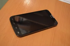 LG L90