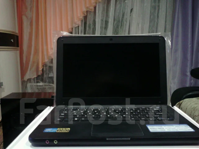 Apple MacBook. 2,1����, ��� 2048 ��, ���� 160���, WiFi: 1, Bluetooth: 1, ����������� �� 6��. ����