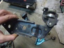 Ролик дверной. Nissan Serena, RC24, PNC24, PC24, TC24, VC24, TNC24, VNC24 Двигатели: SR20DE, QR20DE, QR25DE