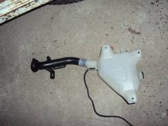 Бачок стеклоомывателя. Honda Legend, KB1, KB2 Двигатели: J35A, J35A8, J37A, J37A2, J37A3