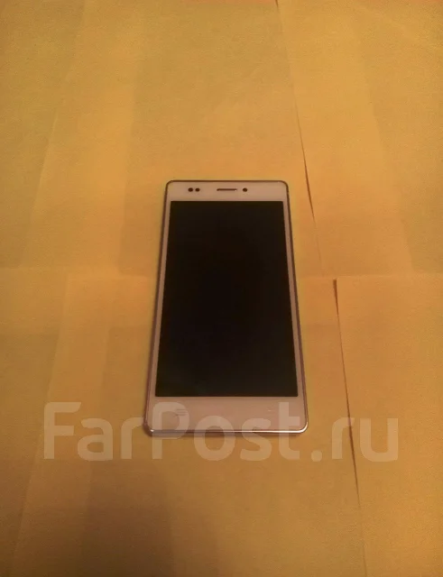 DEXP Ixion M 5 ����