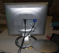 LG. 17" (43 см), технология LCD (ЖК)
