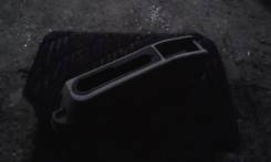 Кожух ручки ручника. Nissan Serena, PNC24 Двигатель SR20DE