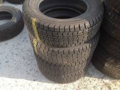 Goodyear Ice Navi Zea. Всесезонные, 2010 год, износ: 10%, 4 шт