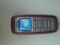 Nokia 2600. �/�