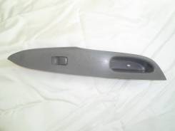 Кнопка стеклоподъемника. Toyota Prius, NHW10