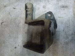 Крепление автомата. Nissan Tino, HV10 Nissan Serena, PC24, PNC24 Nissan Almera Tino Двигатель SR20DE