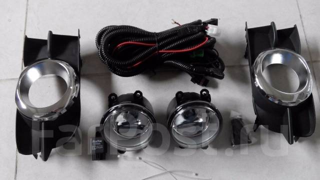 Птф toyota wish. Фара противотуманная на виш. Led птф королла 120. Led птф на toyota wish zne10. Фара противотуманная на виш.