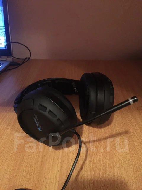 ROCCAT ����