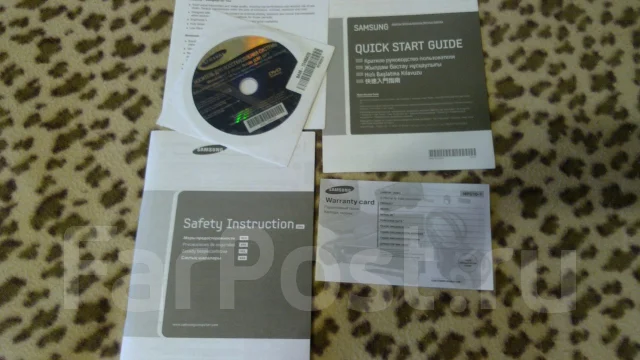 Samsung 300V5A-S0U. 2,3����, ��� 4 ��, ���� 500���, WiFi: 1, Bluetooth: 1, ����������� �� 2��. ����