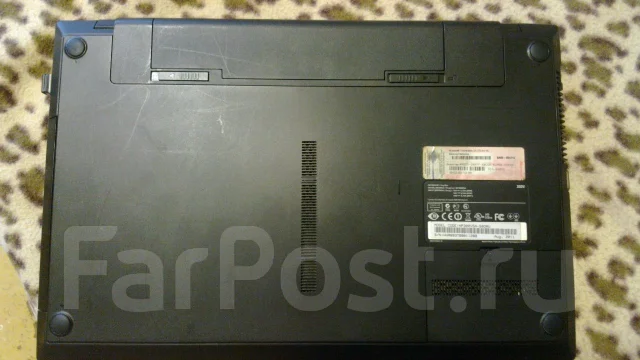 Samsung 300V5A-S0U. 2,3����, ��� 4 ��, ���� 500���, WiFi: 1, Bluetooth: 1, ����������� �� 2��. ����
