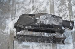 Корпус воздушного фильтра. Mercedes-Benz W203 Mercedes-Benz C-Class, W203 Двигатель M646
