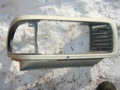 Ободок фары. Toyota Town Ace, CR28G Двигатель 2CT