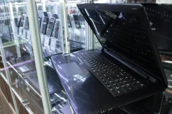 DEXP Aquilon O100. 17.3", 2,2����, ��� 4 ��, ���� 500���, WiFi, Bluetooth, ����������� �� 5��.