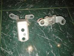 Крепление боковой двери. Toyota Allion, NZT260, ZRT260, ZRT261, ZRT265 Toyota Premio, NZT260, ZRT260, ZRT265, ZRT261