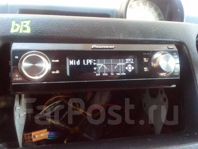 CD/MP3-ресивер Pioneer DEH-P88RS