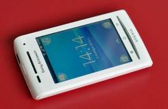 Sony Ericsson Xperia X8. Б/у