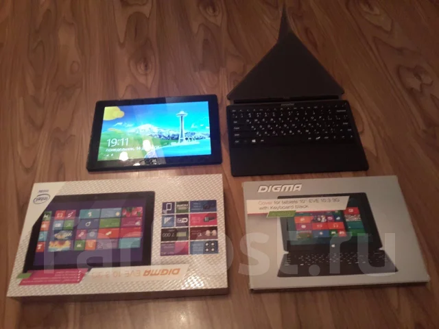 Digma Plane 10.3 3G ����