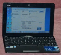 Asus Eee PC 1015BX. 1,6����, ��� 2048 ��, ���� 250���, WiFi, Bluetooth, ����������� �� 14��. ����