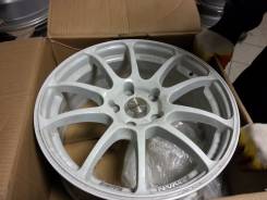 Advan. 7.0x17, 5x114.30, ET35, ЦО 73,1 мм.