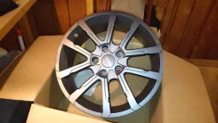 Momo Quantum. 7.0x17", 5x114.3, ET42 ����
