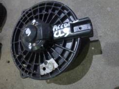Мотор печки. Honda Accord, CBA-CL7, DBA-CL7, LA-CM3, DBA-CM2, DBA-CM1, LA-CM2, CBA-CM2, ABA-CL7, LA-CL8, ABA-CL8, LA-CL9, UA-CL7, ABA-CL9, LA-CL7, UA...
