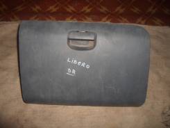 Бардачок. Mitsubishi Libero, CD5W
