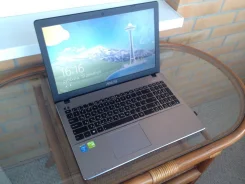 Asus X550L. 1,6����, ��� 6 ��, ���� 500���, WiFi: 1, Bluetooth: 1, ����������� �� 3��. ����