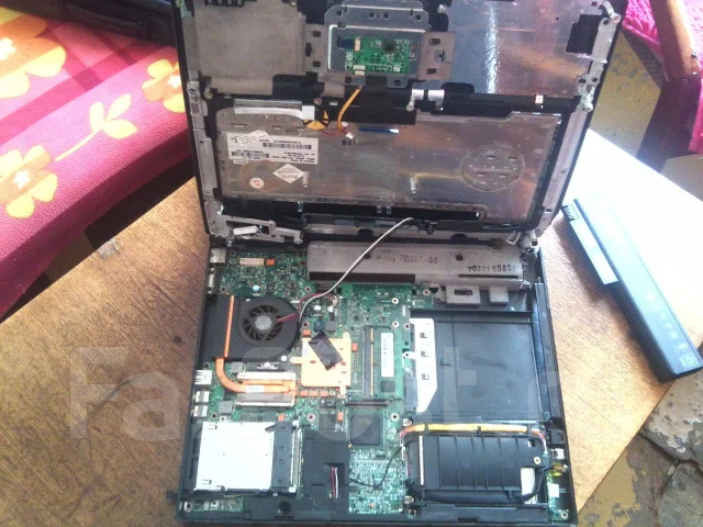 Compaq nx6310. WiFi: 1, Bluetooth: 1 ����
