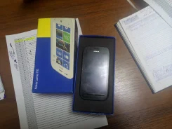 Nokia Lumia 710. �/�