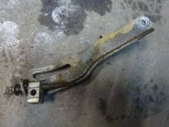 Натяжитель ремня генератора. Toyota: Cresta, RAV4, Carina, Scepter, Vista, Celica, Camry, Corona, Crown, Caldina, Carina II, Carina E, Carina ED, Mark...