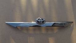 Накладка крышки багажника. Toyota Camry, ASV50, AVV50, GSV50