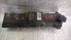 Крышка головки блока клапанов Toyota 1KZ. Toyota: Hilux Surf, Granvia, 4Runner, Hilux, Regius Ace, Land Cruiser, Land Cruiser Prado, Hiace Regius, Hia...