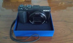 Sony Cyber-shot DSC-HX50. 20 � ����� ��, ���: 14� � �����