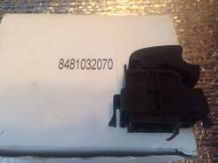 Кнопка стеклоподъемника. Toyota: Corolla, Hilux Surf, Cynos, Cresta, Corolla II, Hilux, Land Cruiser Prado, Lite Ace, Hiace, T.U.V, Chaser, Tercel, Co...
