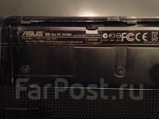Asus Eee PC 1015BX. 1����, ��� 2048 ��, ���� 320���, WiFi: 1, Bluetooth: 1, ����������� �� 8��. ����