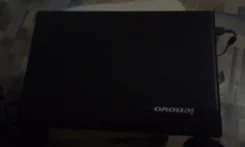 Lenovo G505. 1,0����, ��� 512 ��, ���� 500���, WiFi, Bluetooth, ����������� �� 7��. ����