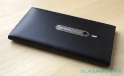 Nokia Lumia 800 ����