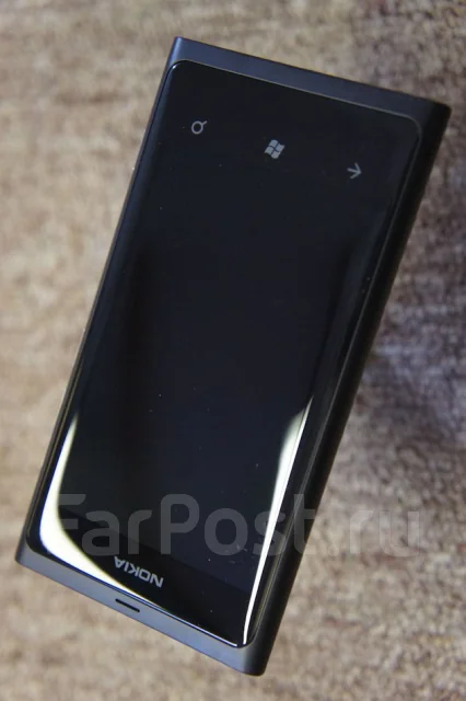 Nokia Lumia 800 ����