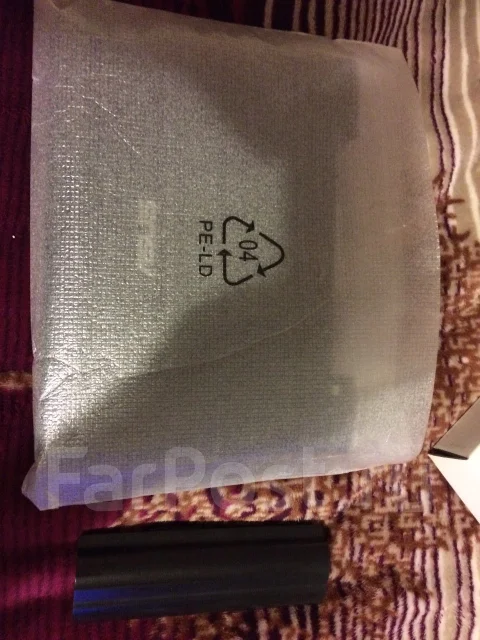 Asus Eee PC 900. 1����, ��� 1024 ��, ���� 20���, WiFi: 1, Bluetooth: 1, ����������� �� 5��. ����