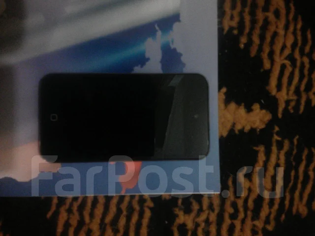 Apple iPod touch 4. ����