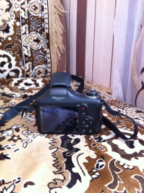 Sony Cyber-shot DSC-H300. 20 � ����� �� ����