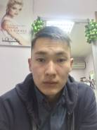 Доставщик.