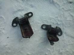 Крепление боковой двери. Toyota Carina E, SB153ABK00E061933