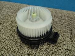 Мотор печки. Honda Jazz Honda Insight, DAA-ZE2, ZE2 Honda Fit, GE7, GE6, DBA-GE7, DBA-GE6, DBA-GE9, DBA-GE8, GE9, GE8 Двигатели: L12B1, L13Z1, L15A7...