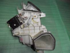 Корпус радиатора отопителя. Nissan Primera, TP12, P12